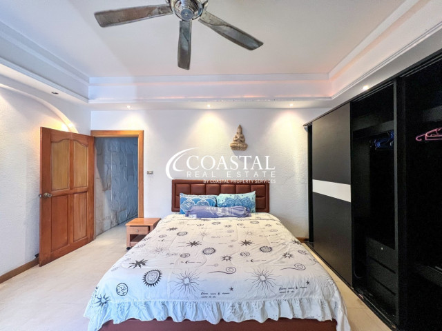 Commercial For Sale Pratumnak