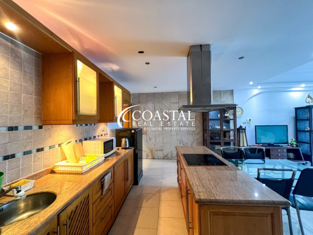 Commercial For Sale Pratumnak