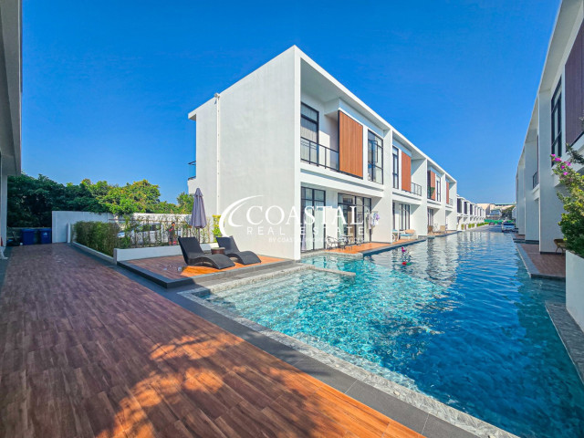 ทาวน์เฮ้าส์สำหรับขายที่หนองปลาไหล