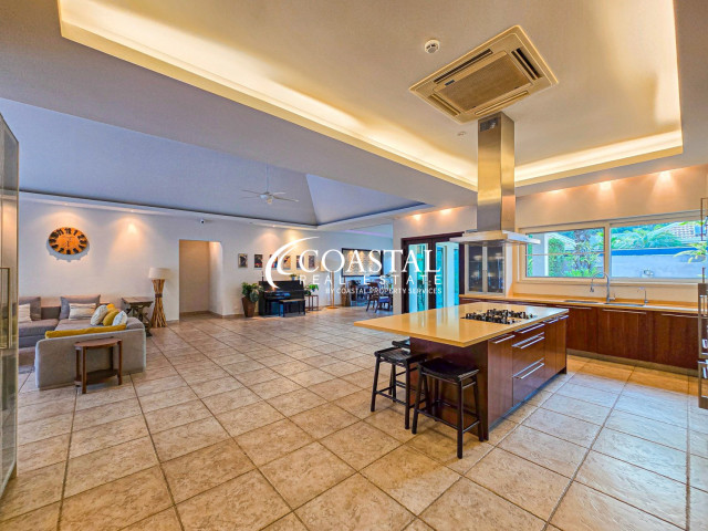 House For Sale And Rent Mabprachan/Pong