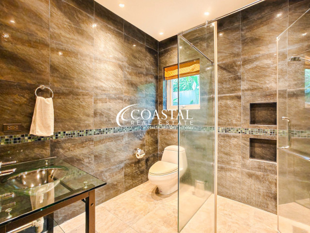 House For Sale And Rent Mabprachan/Pong