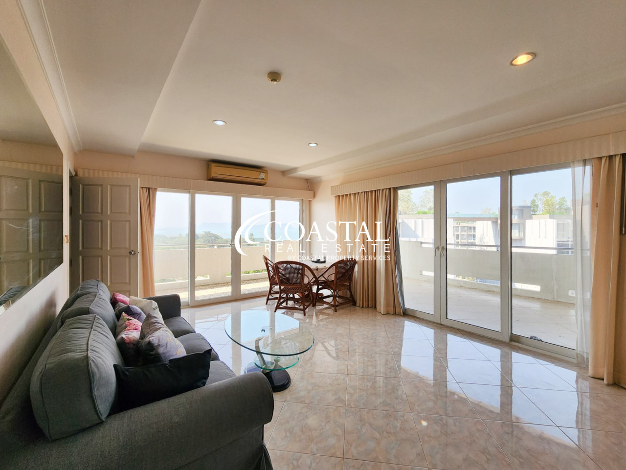 Condo For Sale Na-Jomtien