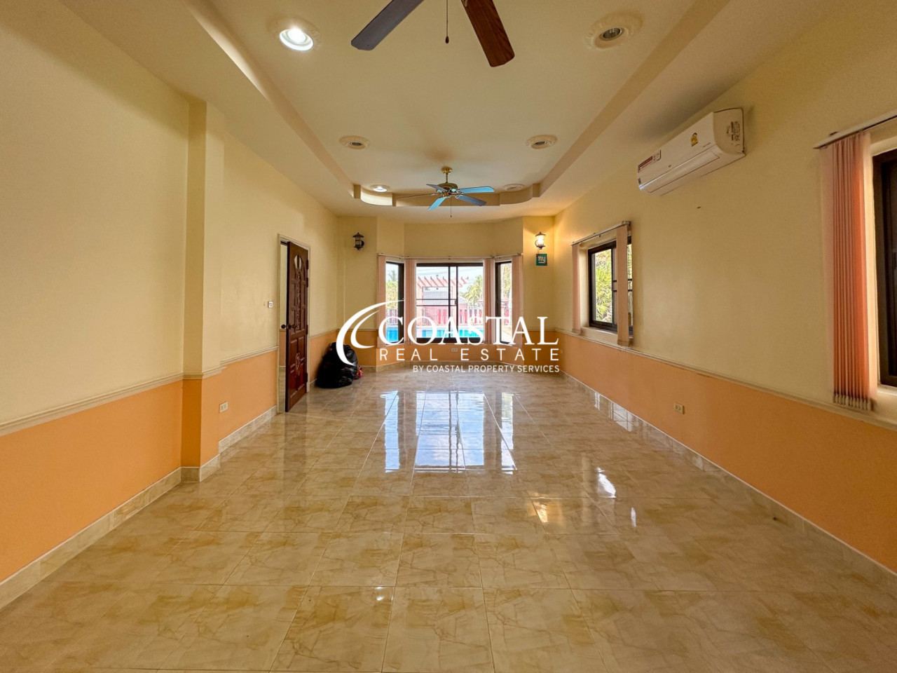 House For Sale Mabprachan/Pong