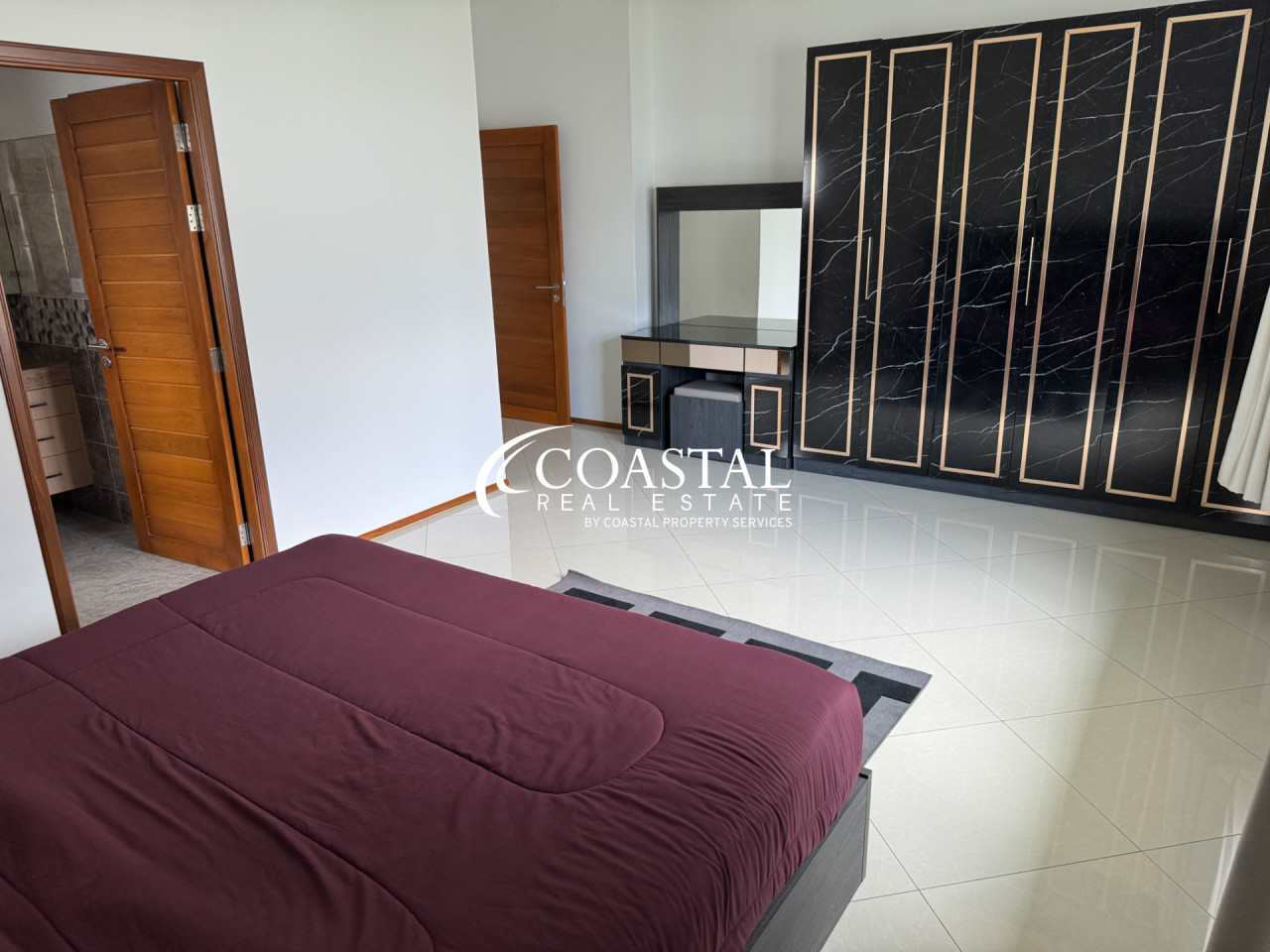 House For Rent Mabprachan/Pong