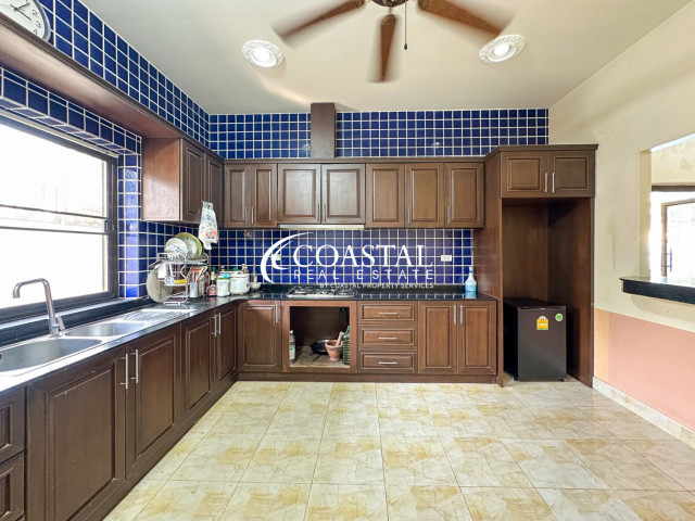 House For Sale Mabprachan/Pong