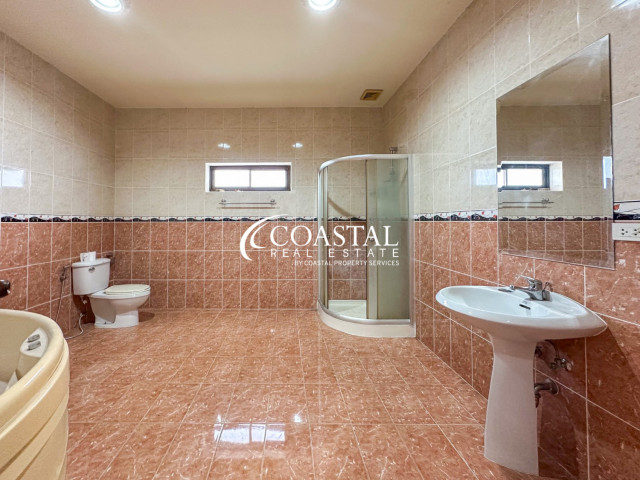 House For Sale Mabprachan/Pong