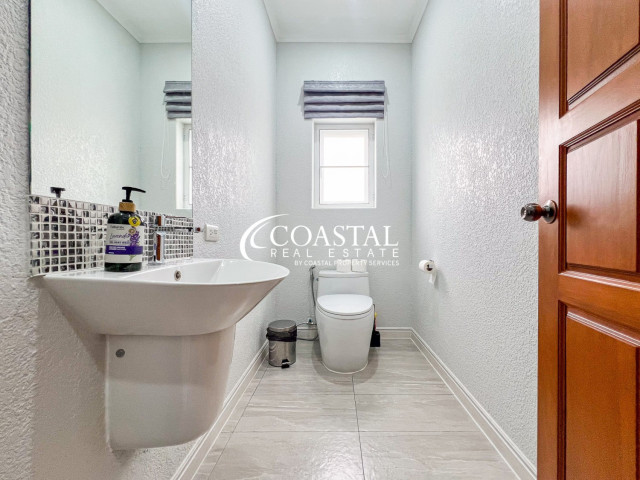 House For Sale Mabprachan/Pong