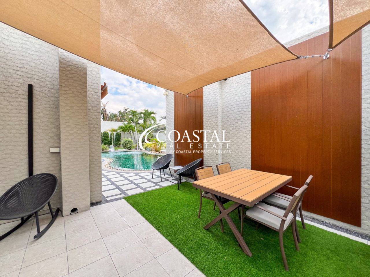 House For Sale Mabprachan/Pong