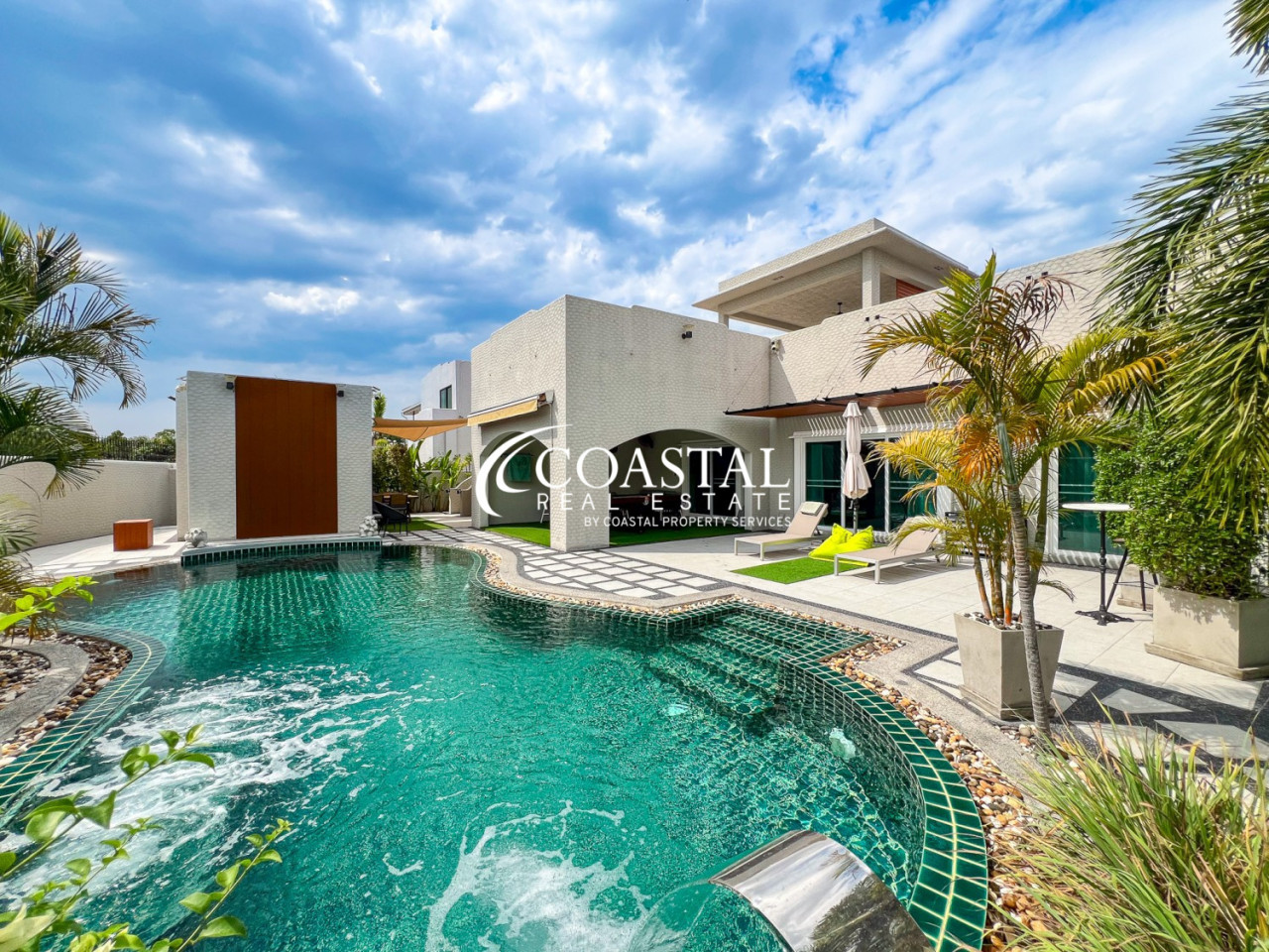 House For Sale Mabprachan/Pong