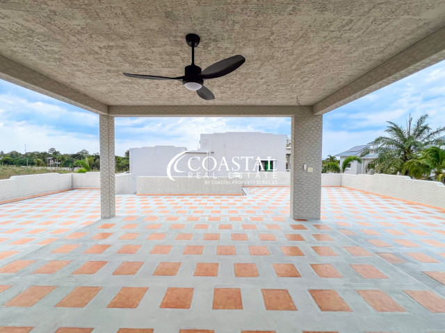 House For Sale Mabprachan/Pong