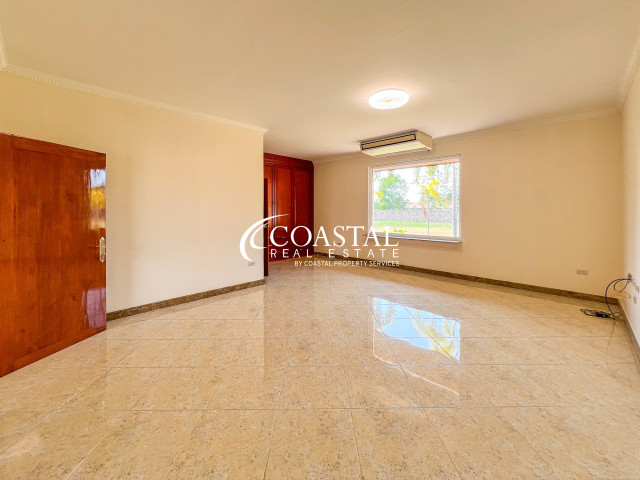 บ้านสำหรับขายที่นาจอมเทียน