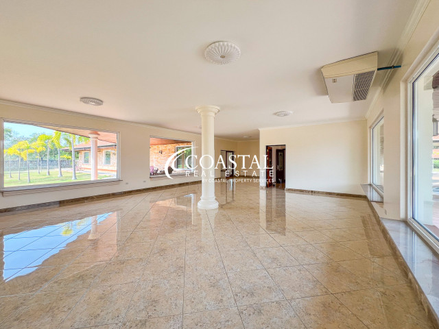 บ้านสำหรับขายที่นาจอมเทียน