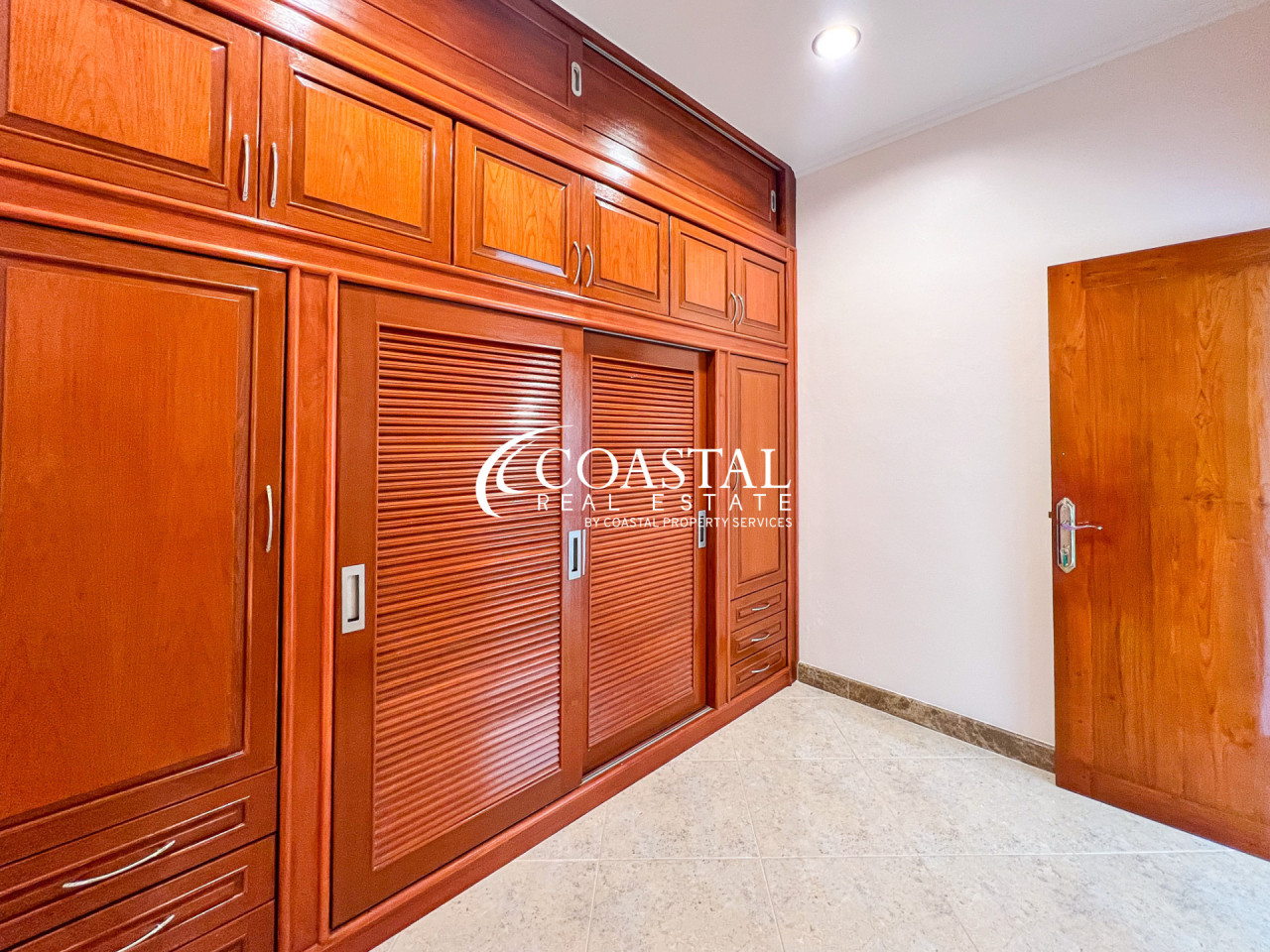 House For Sale Na-Jomtien