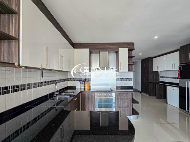 Condo For Sale Pratumnak