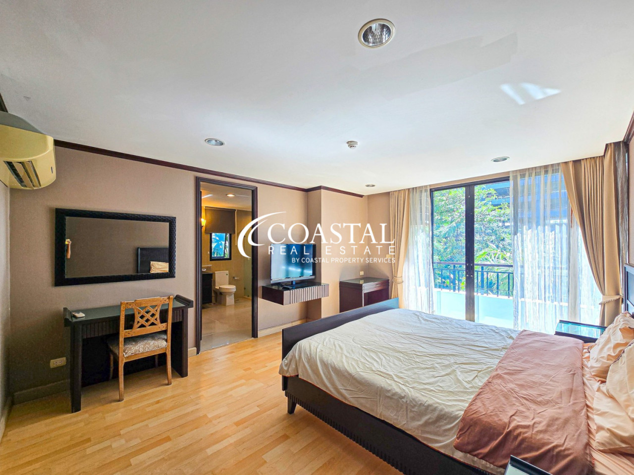Condo For Sale And Rent Central Pattaya