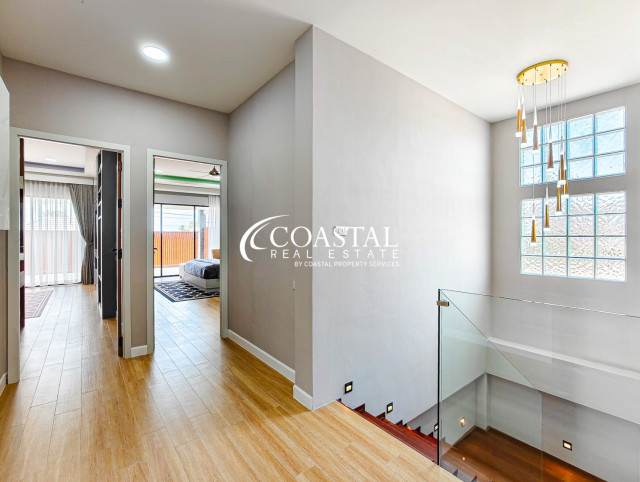 House For Sale Mabprachan/Pong