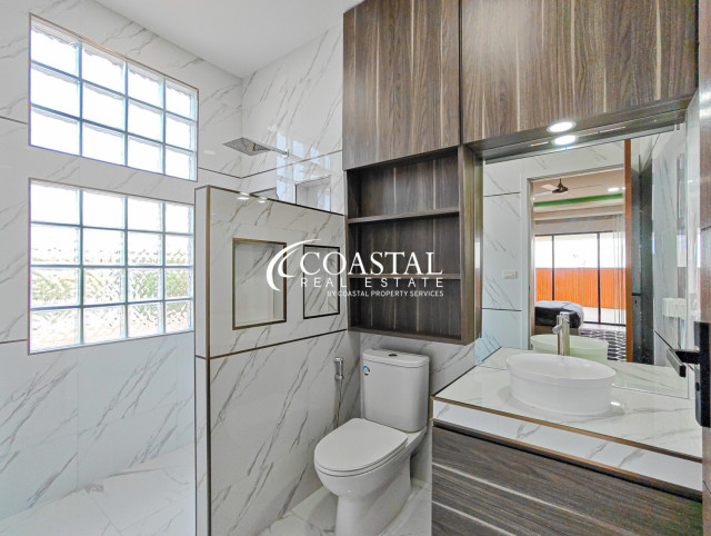 House For Sale Mabprachan/Pong