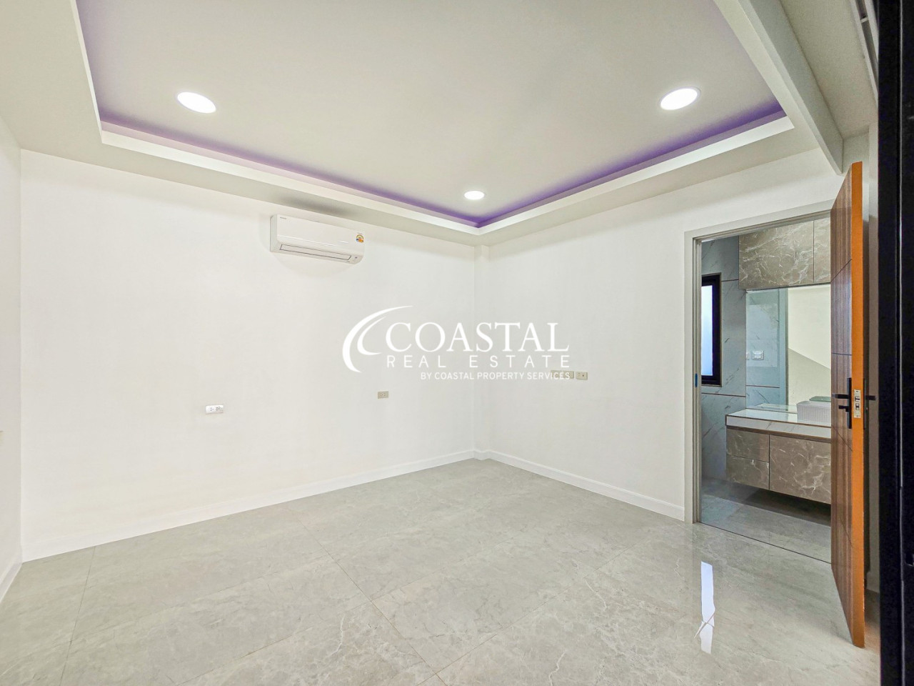 House For Sale Mabprachan/Pong