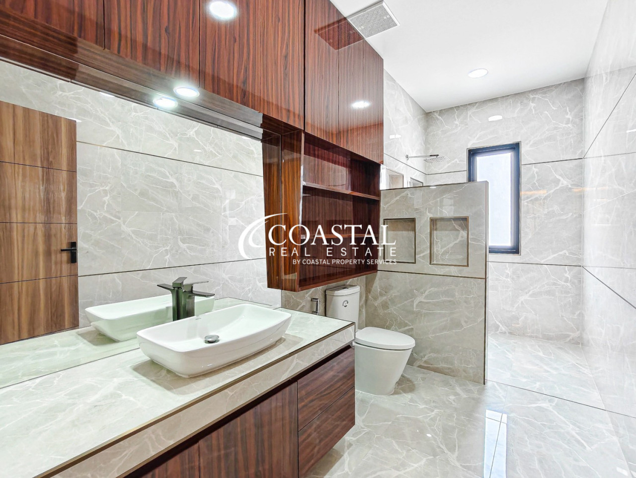 House For Sale Mabprachan/Pong