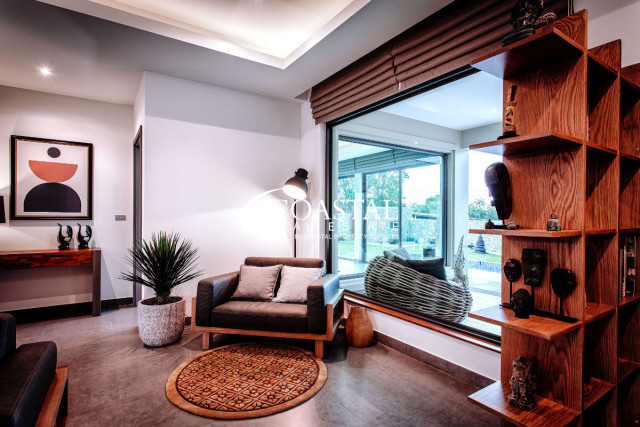 House For Sale Mabprachan/Pong