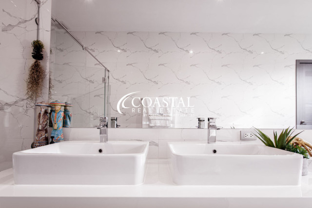 House For Sale Mabprachan/Pong