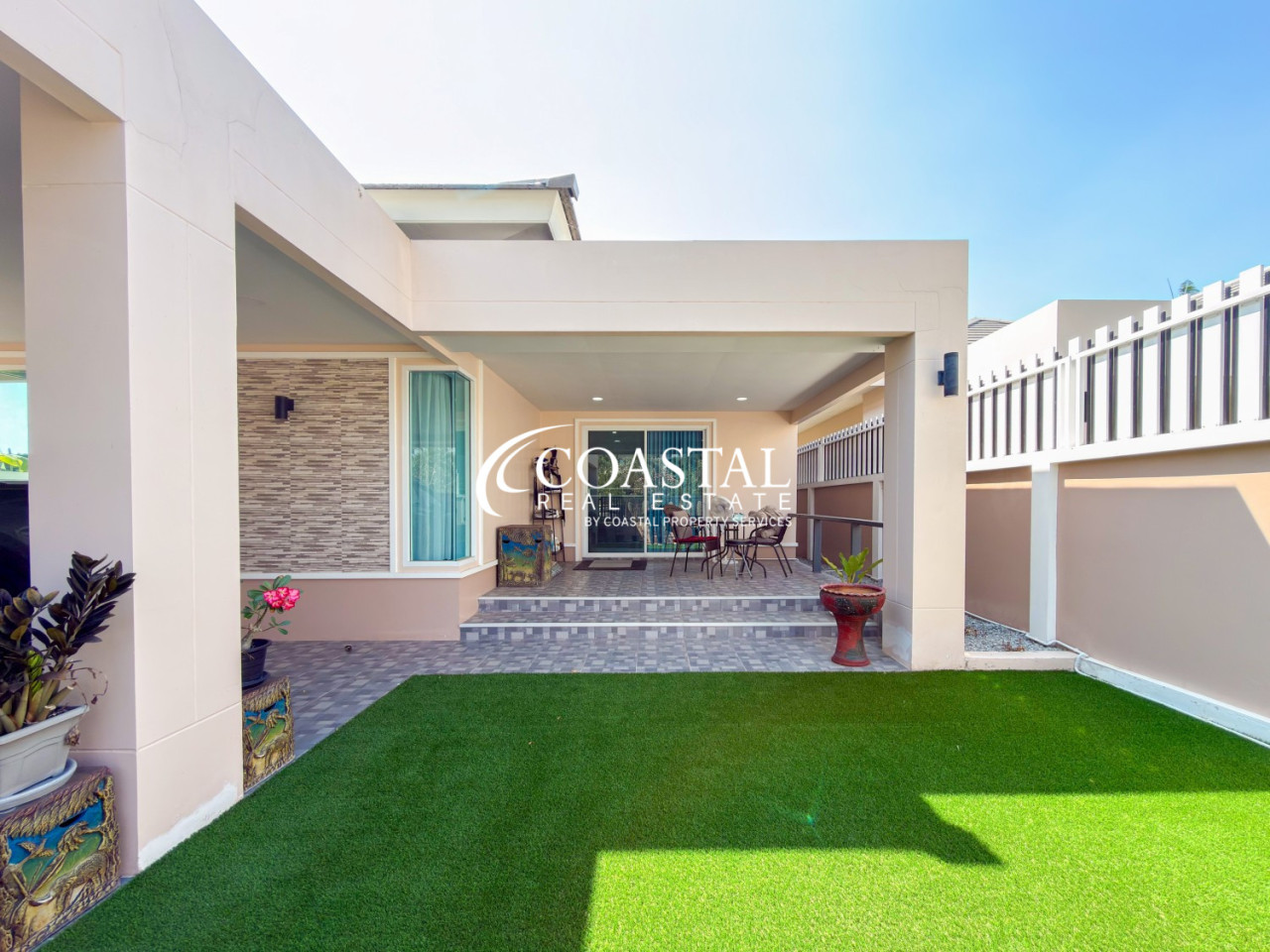 House For Sale Mabprachan/Pong