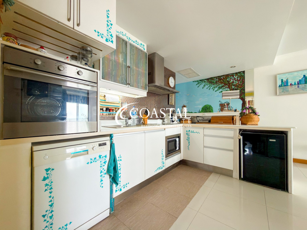 Condo For Sale Na-Jomtien