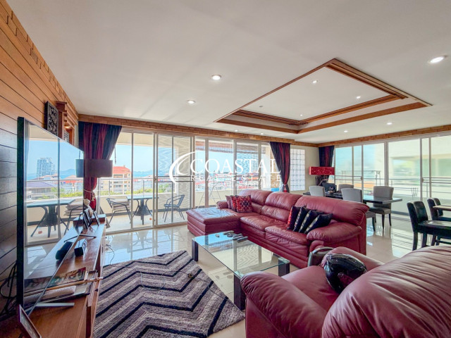 Condo For Sale Pratumnak