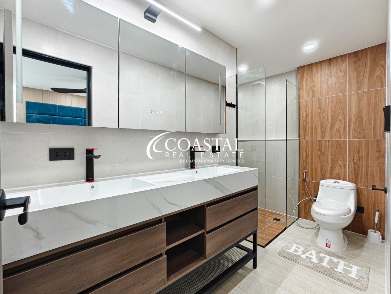 Condo For Sale And Rent Pratumnak