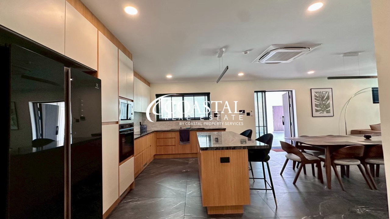 House For Sale Mabprachan/Pong