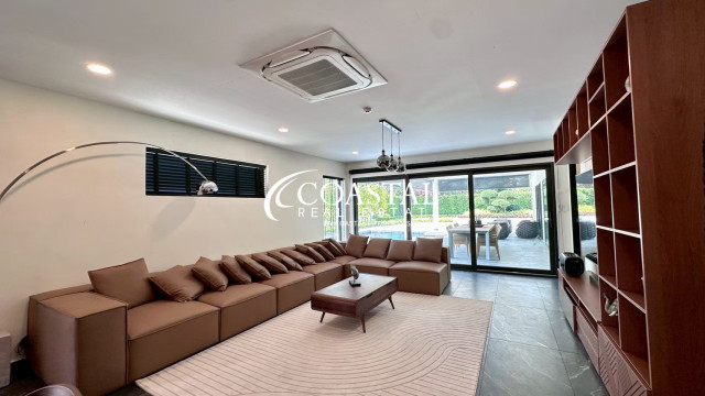 House For Sale Mabprachan/Pong