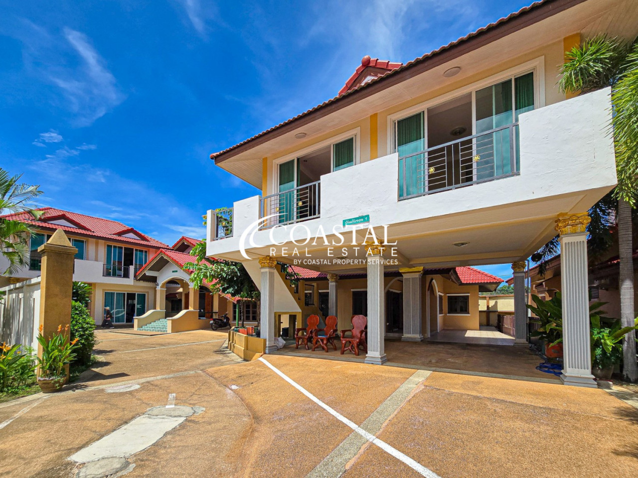 Commercial For Sale Bang Saray