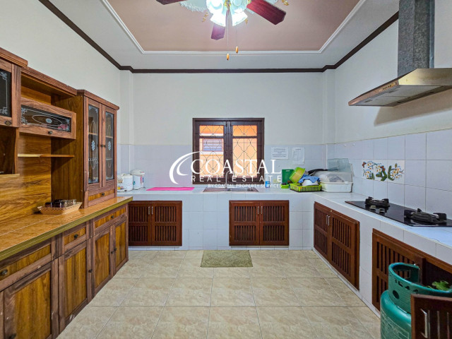 Commercial For Sale Bang Saray