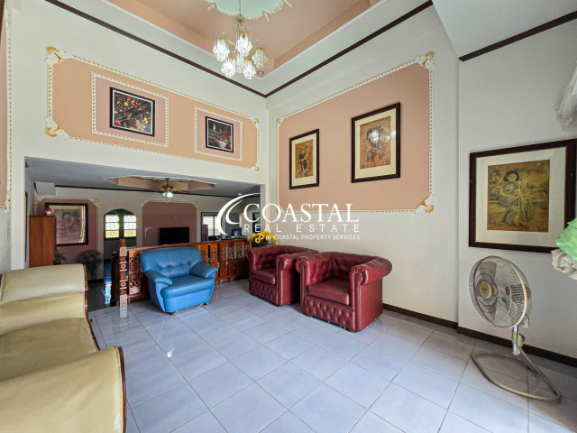 Commercial For Sale Bang Saray