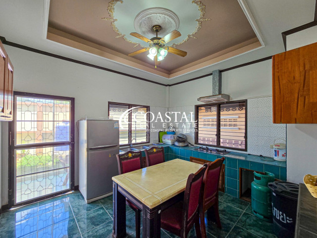 Commercial For Sale Bang Saray