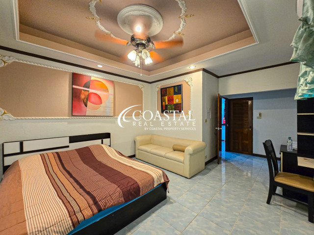 Commercial For Sale Bang Saray