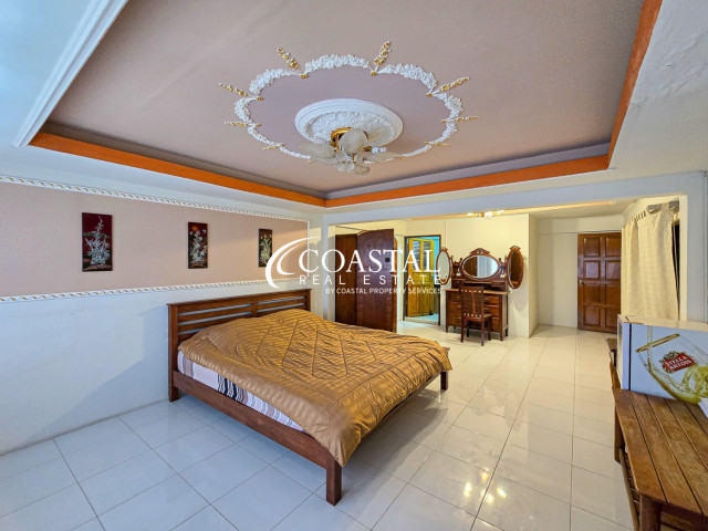 Commercial For Sale Bang Saray