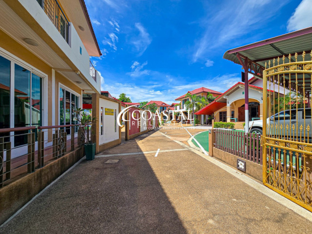 Commercial For Sale Bang Saray