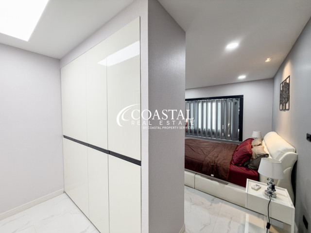 Condo For Sale Pratumnak