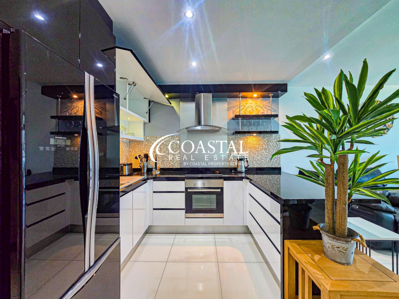 Condo For Sale And Rent Pratumnak