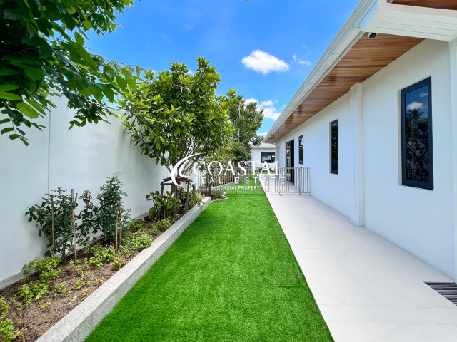 House For Sale Mabprachan/Pong