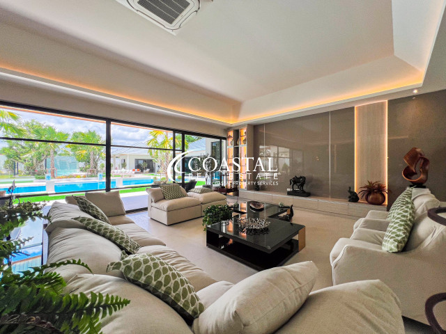 House For Sale Mabprachan/Pong