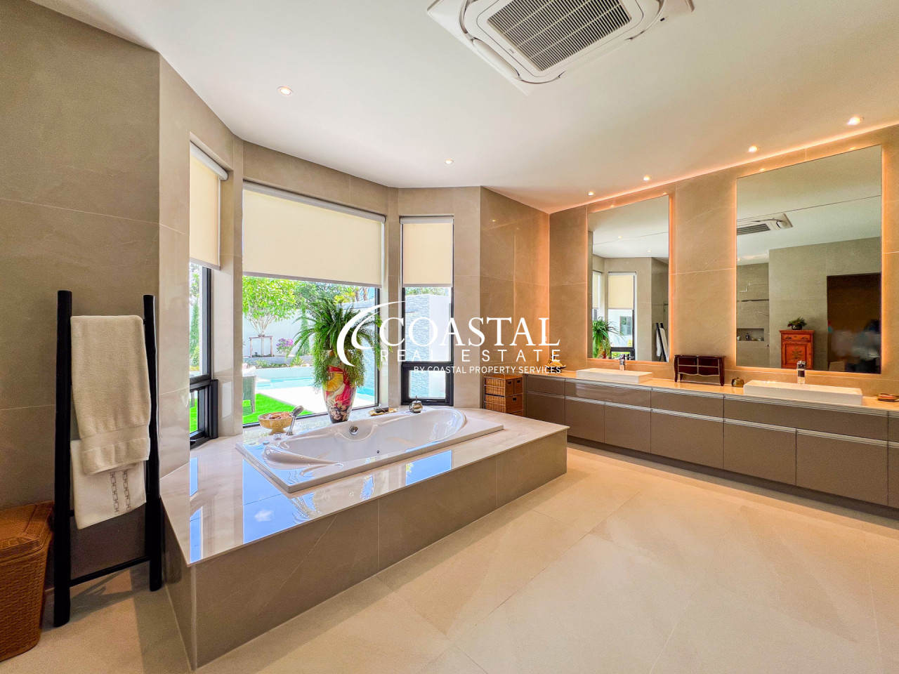 House For Sale Mabprachan/Pong