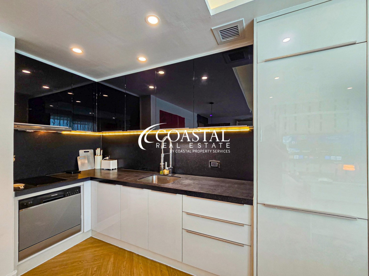 Condo For Sale Pratumnak