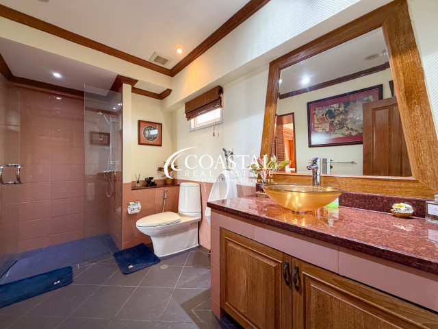 Condo For Sale Pratumnak