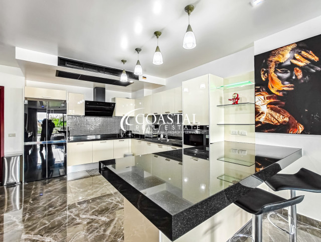 Condo For Sale Pratumnak