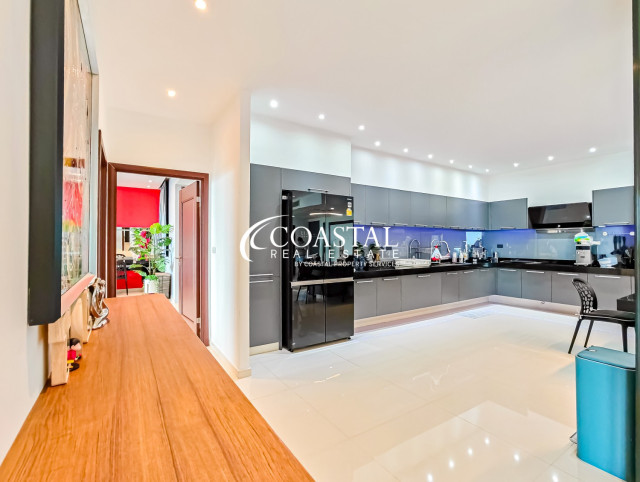 Condo For Sale Pratumnak