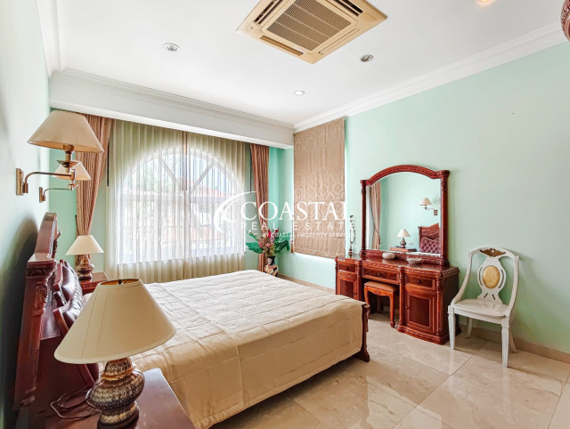 House For Sale East Pattaya