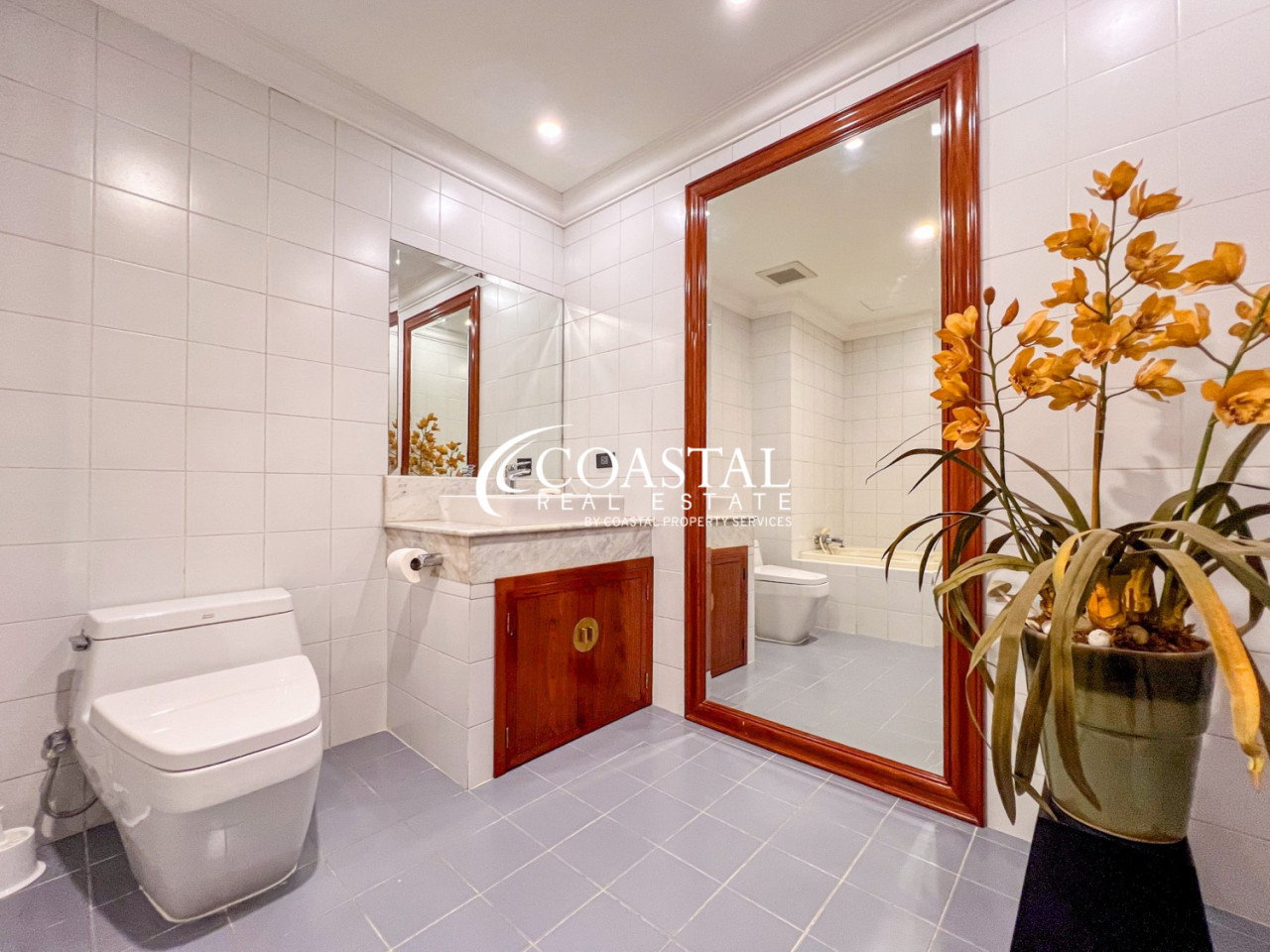 Condo For Sale Wong Amat