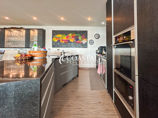 Condo For Sale Pratumnak